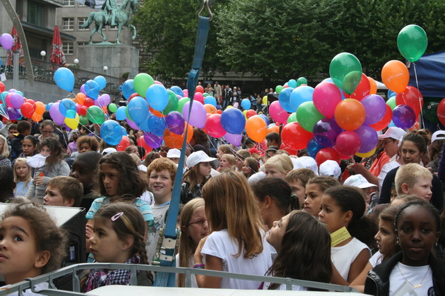 gal/2010/2010 Saitentwist Weltkindertag Burgplatz Essen 20.09.JugendhilfegGmbH Essen/2010 Saitentwist Weltkindertag Burgplatz Jugend Hilfe gGm20.09. 130.jpg